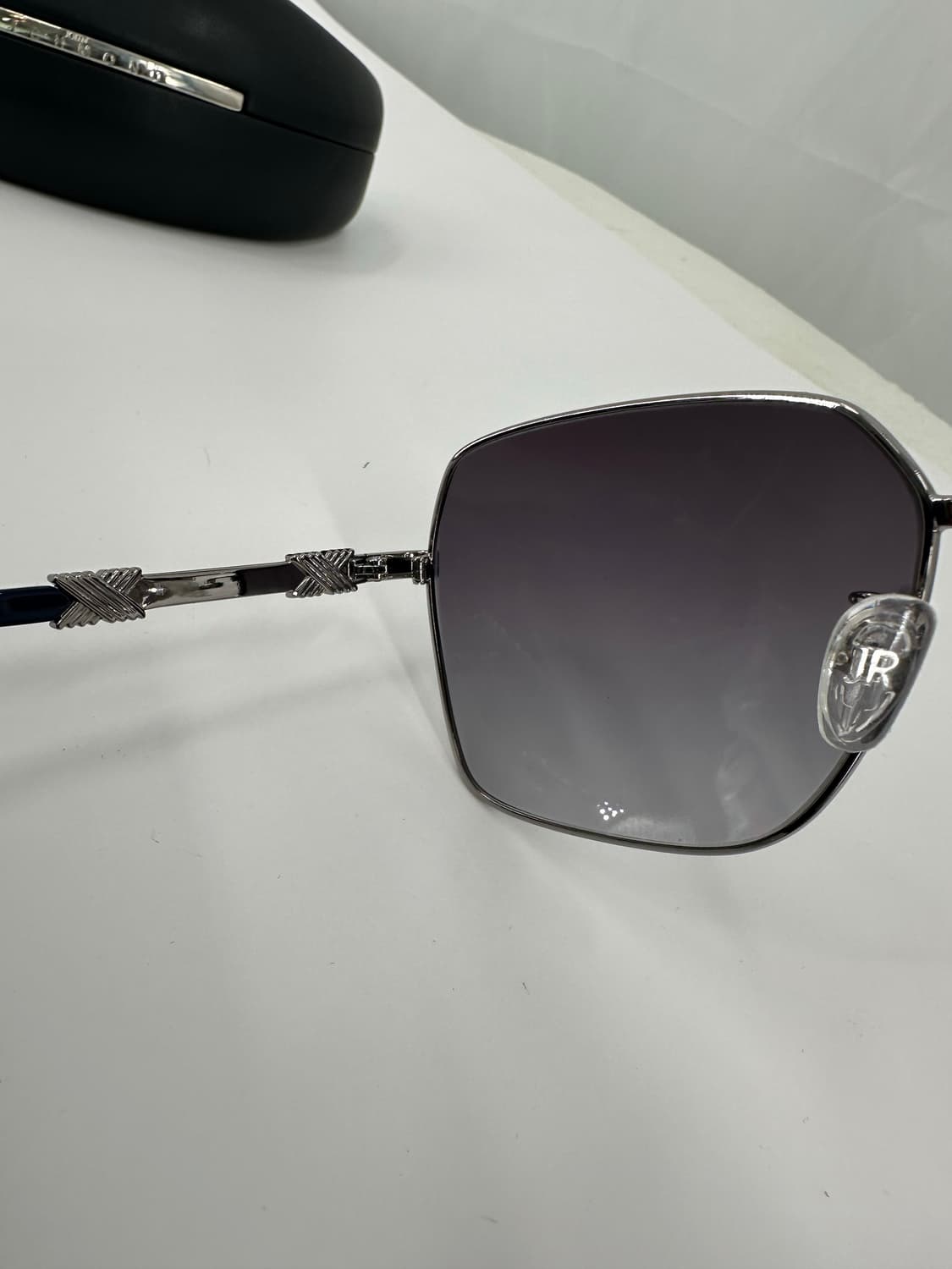 [새상품 무료배송] 정품 Made In Italy 존리치몬드 선글라스 상품이미지9