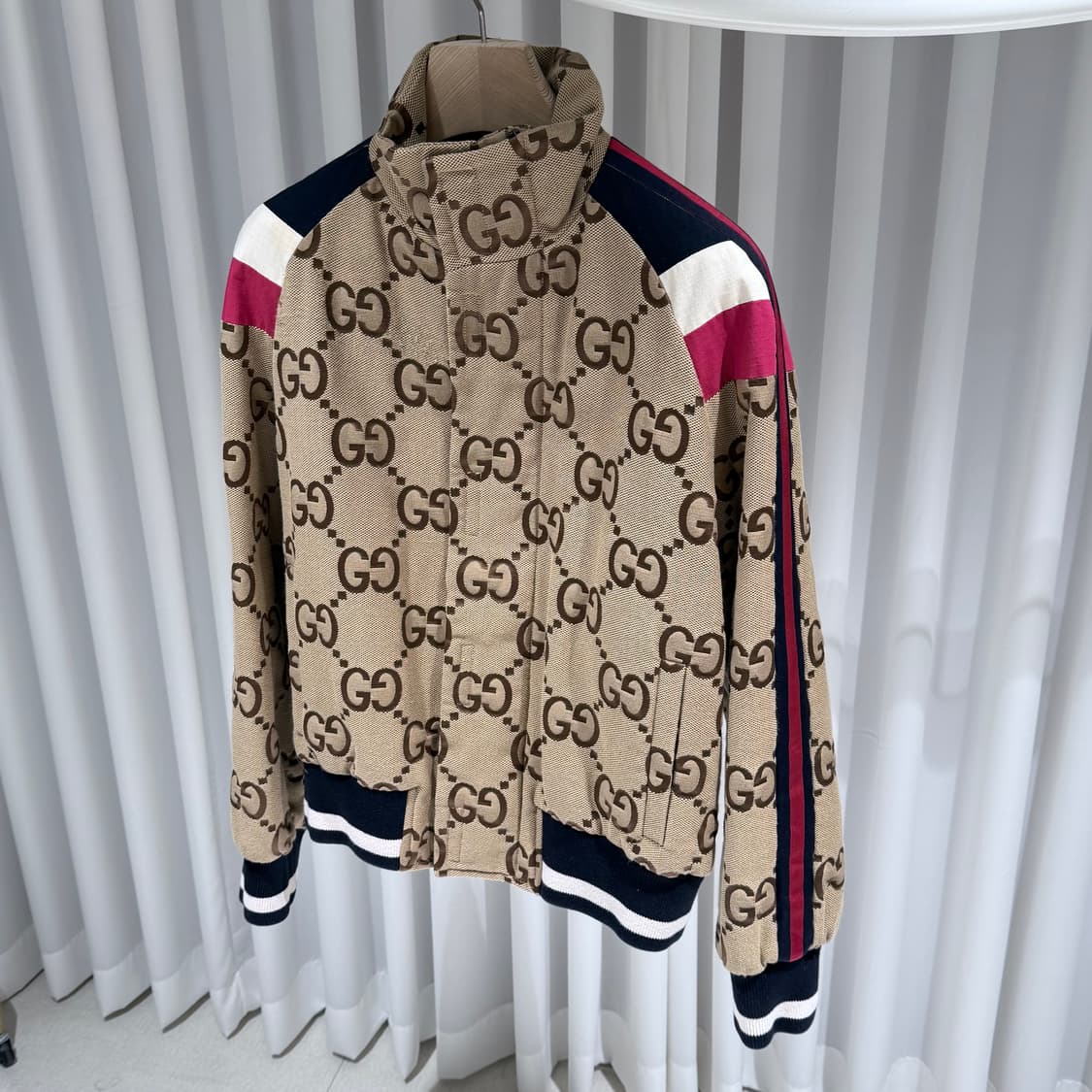 48 / 구찌 GG 점보 베이지 집업 자켓 상품이미지3