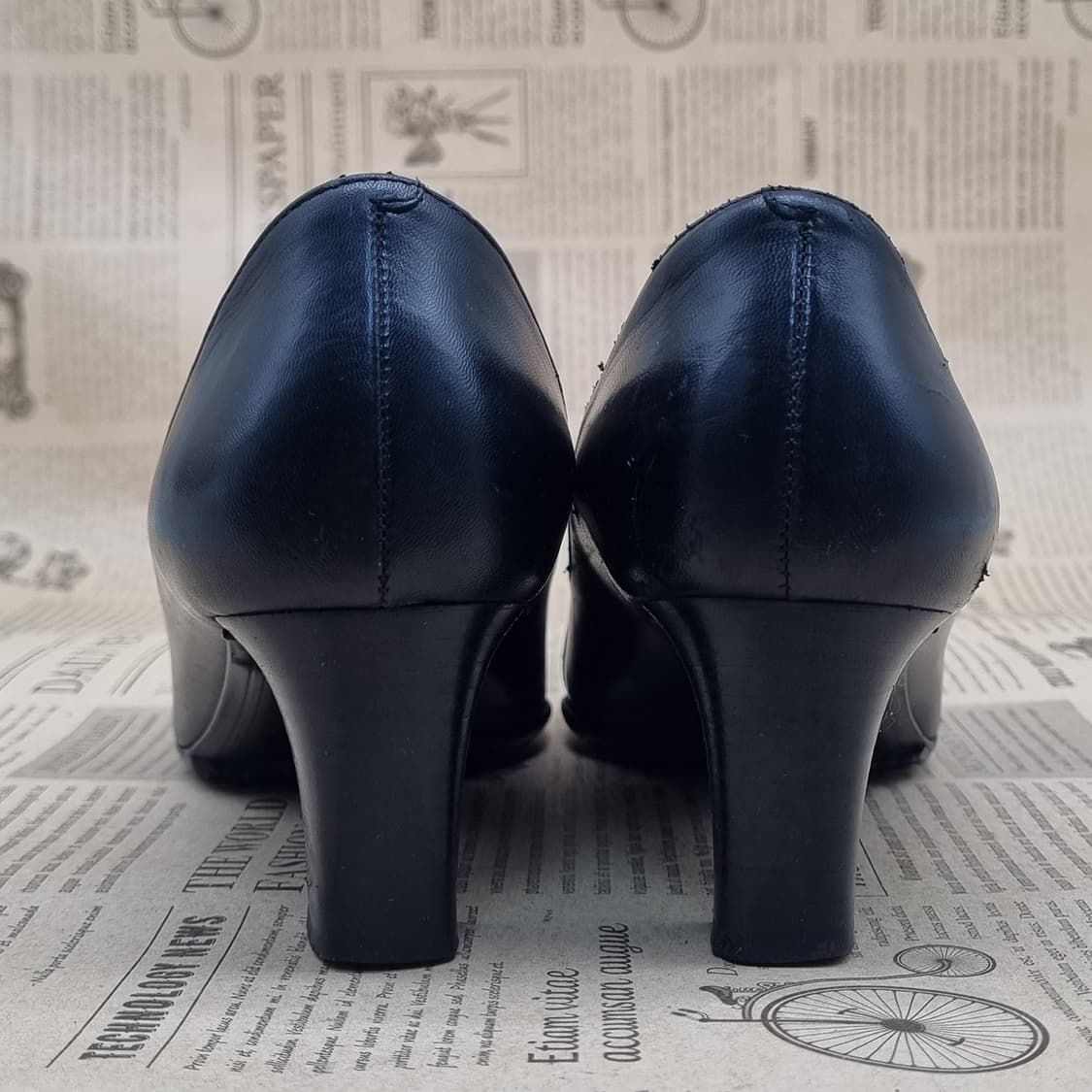 발리 BALLY 블랙 가죽 펌프스힐 235 굽5.5 상품이미지4