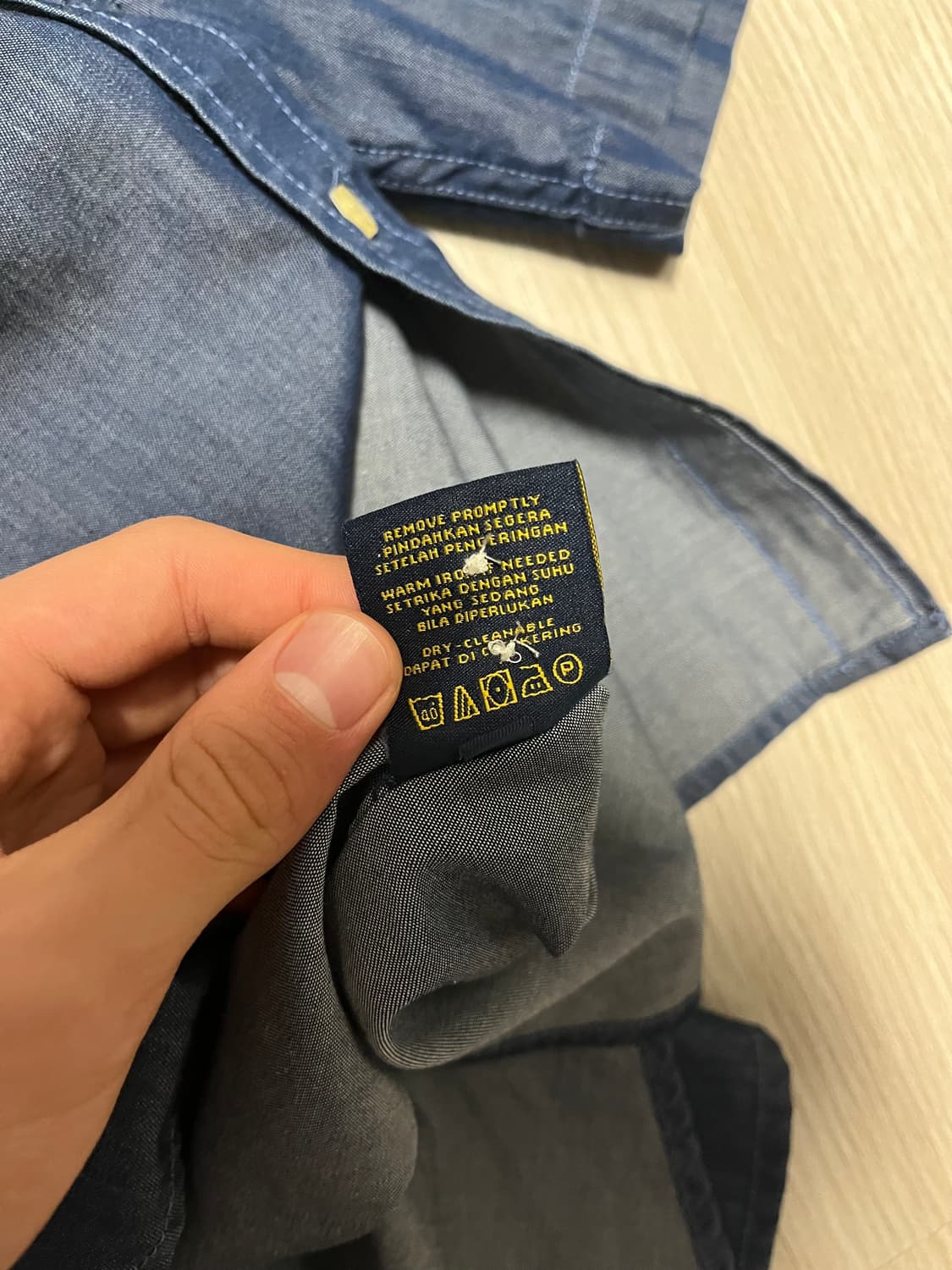 커스텀 핏 폴로 데님 반팔 셔츠 상품이미지5