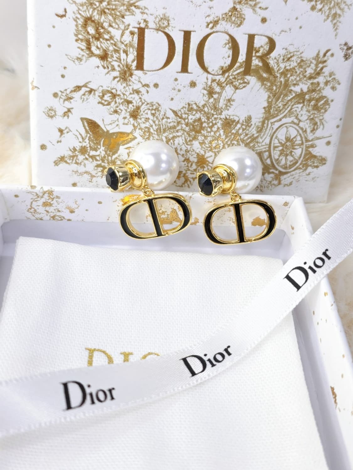 빈티지 디올 업사이클링 귀걸이 상품이미지4
