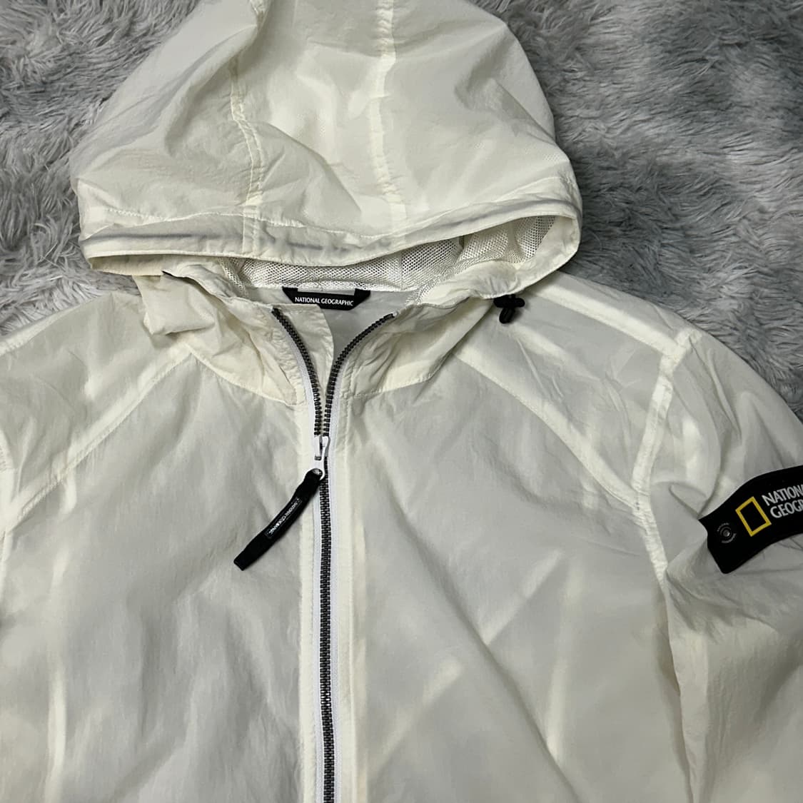 내셔널지오그래픽 와펜 바람막이 L 상품이미지2