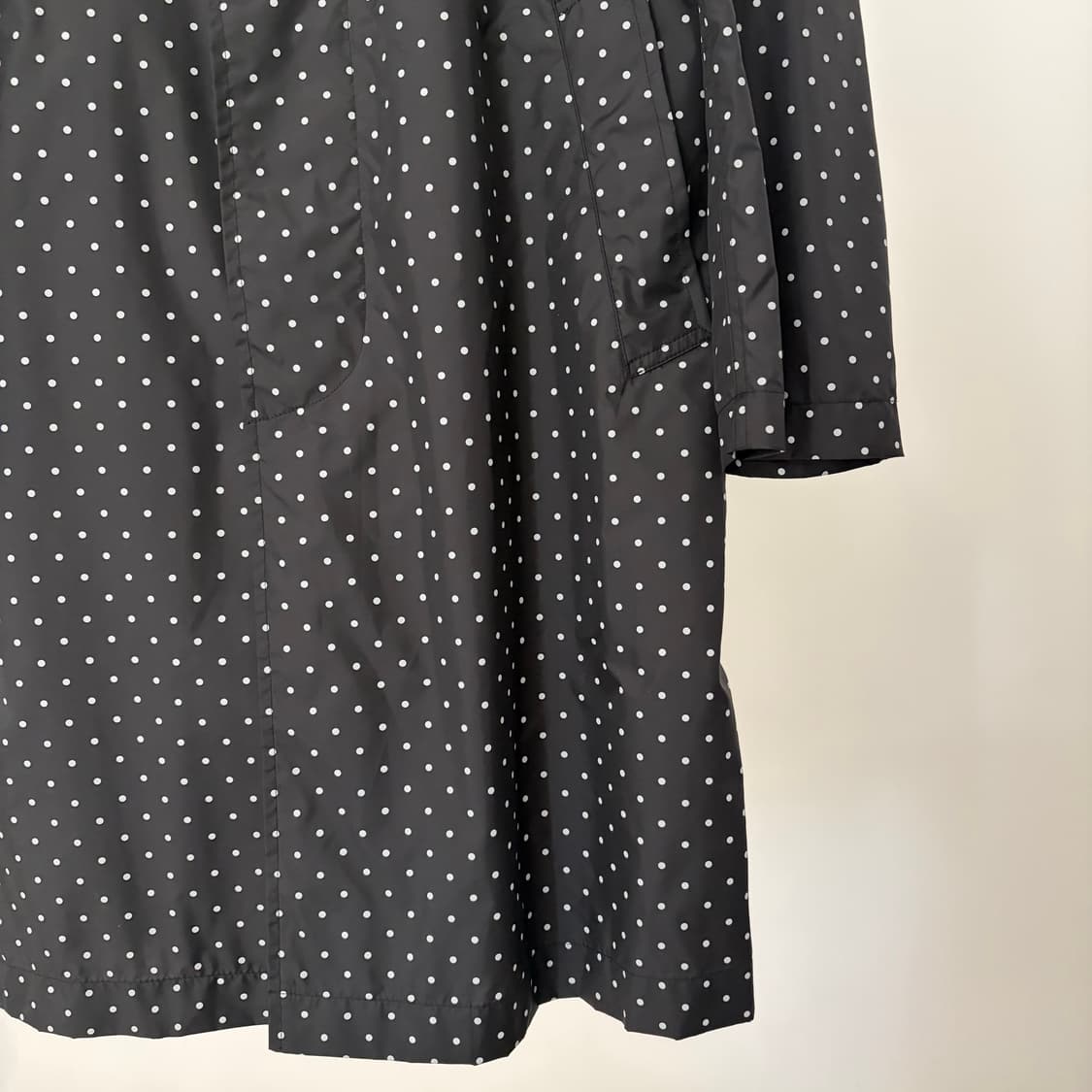 Polka Dot Nylon Coat 상품이미지3