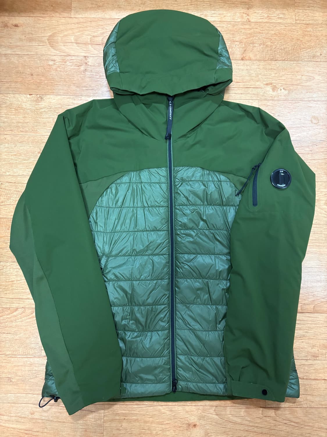 C.P 컴퍼니 프로텍 경량패딩 상품이미지1