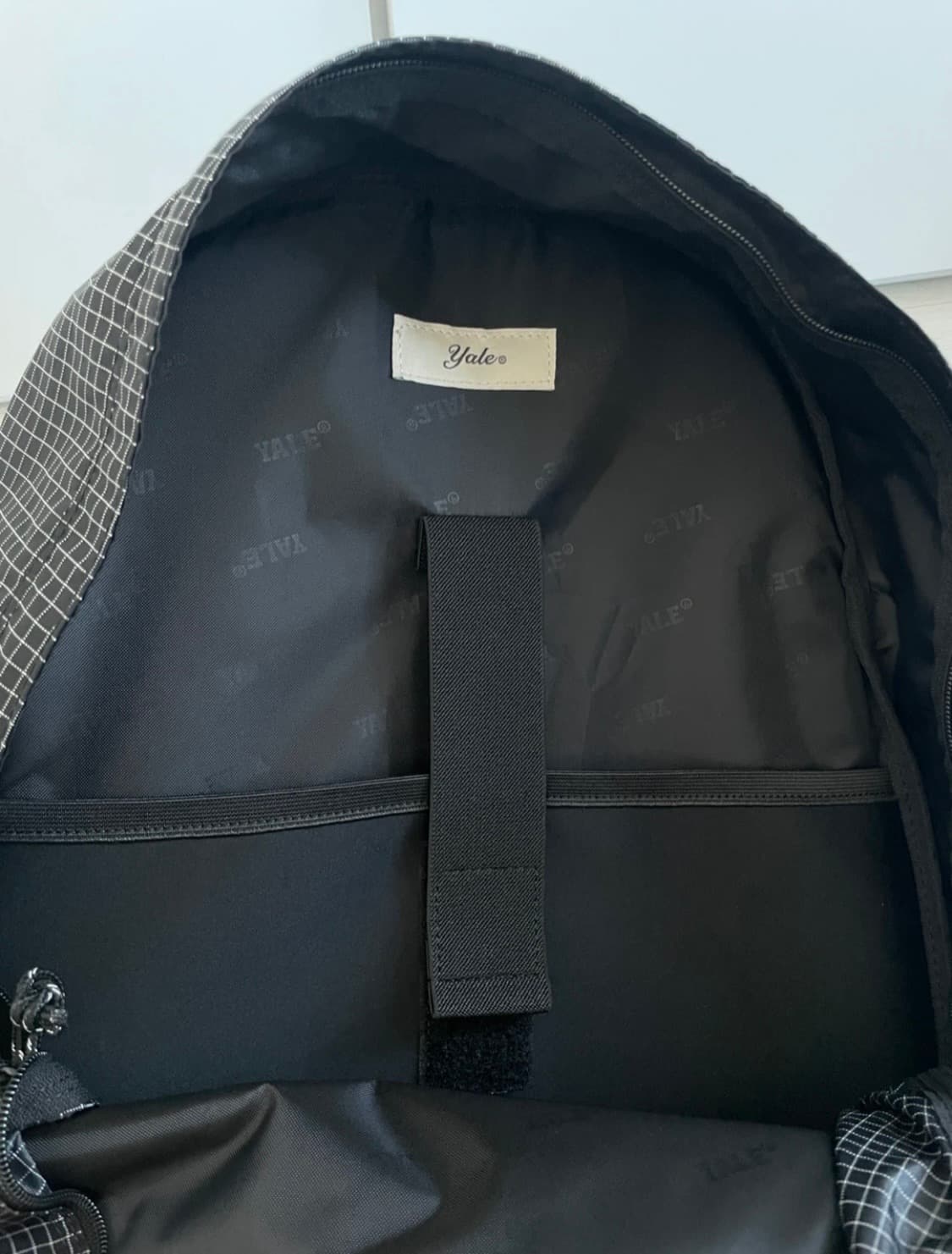 (무료택배) 새상품 예일 띵크팩 37L 체크블랙 대학생 고등학생 백팩 상품이미지5