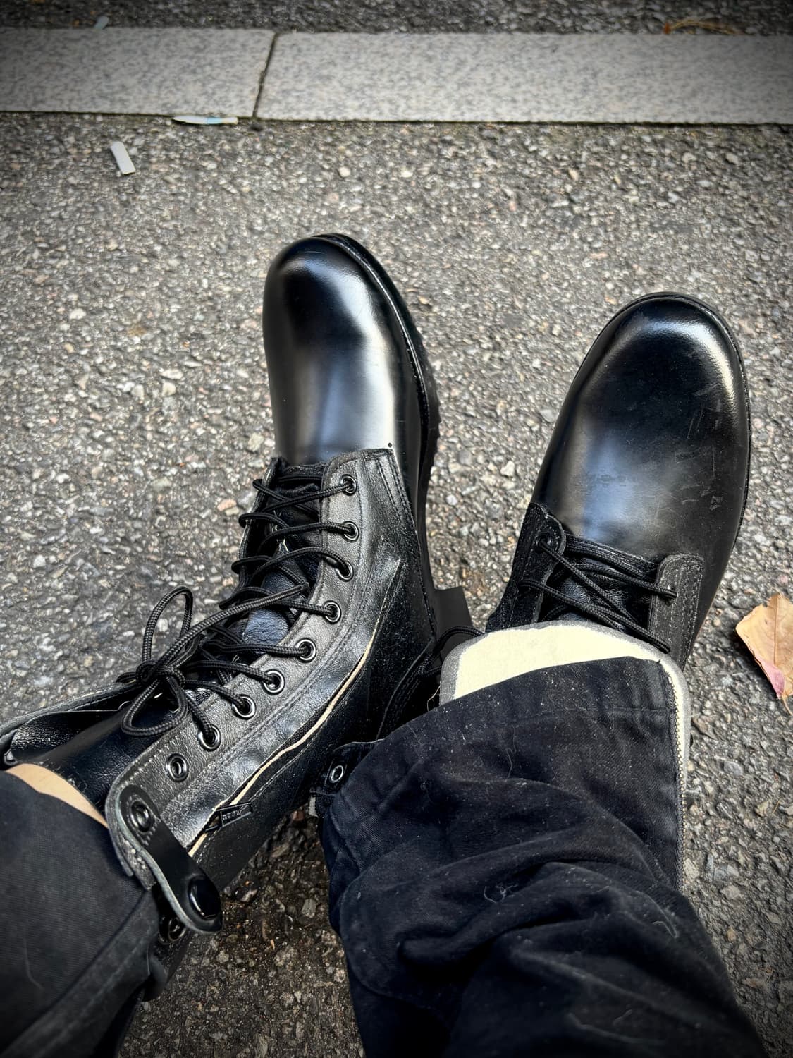 VKEI Chic Glossy High Zip Detail Boots 상품이미지3