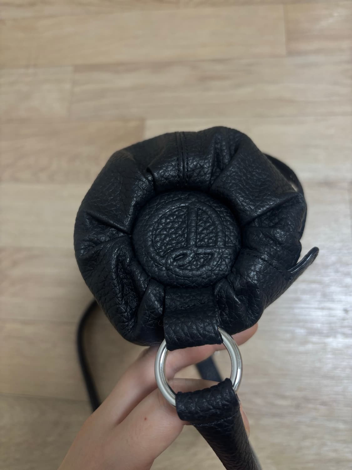 Open yy 오픈와이와이 필로우백 블랙 상품이미지7