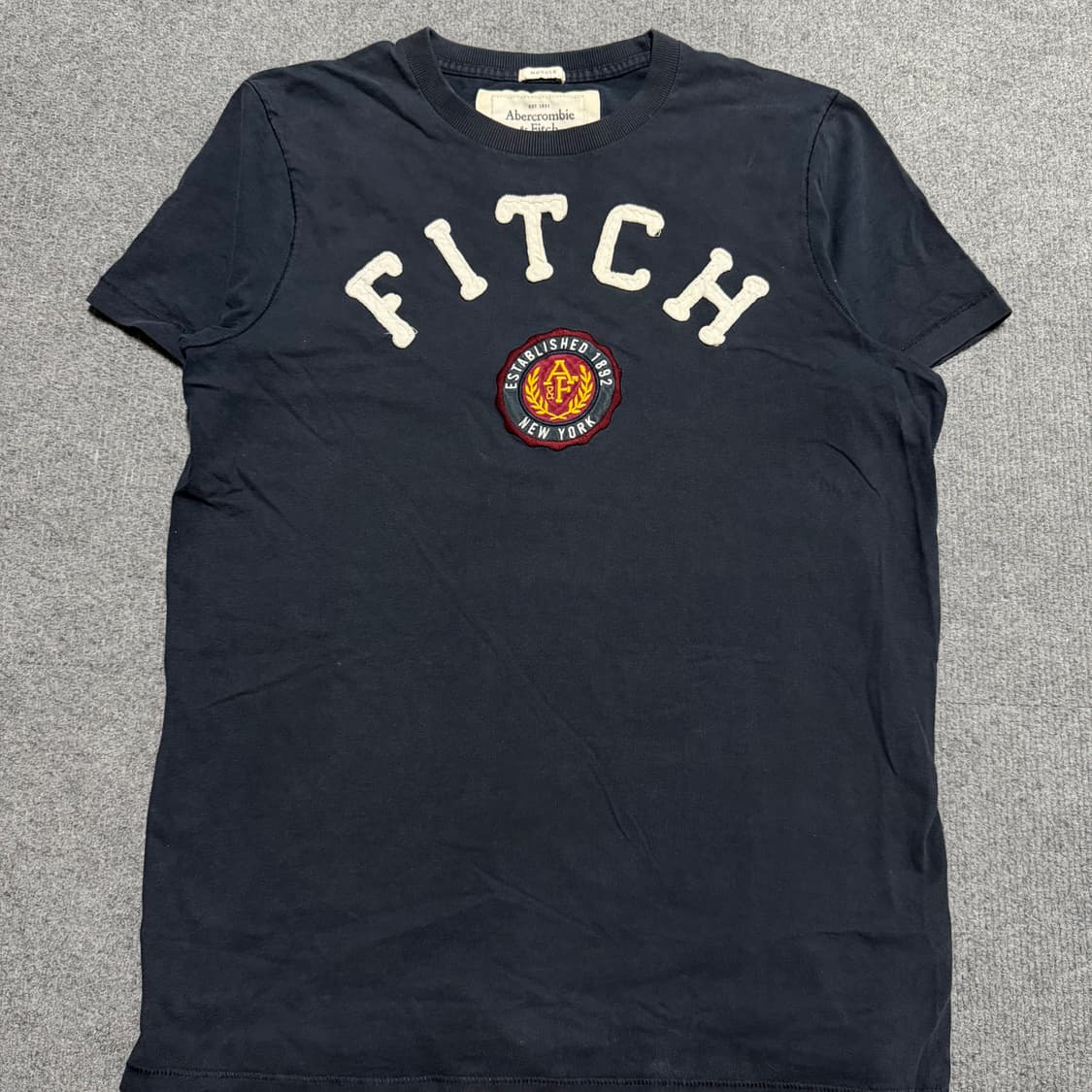 아베크롬비 네이비 반팔 티셔츠 L 상품이미지2