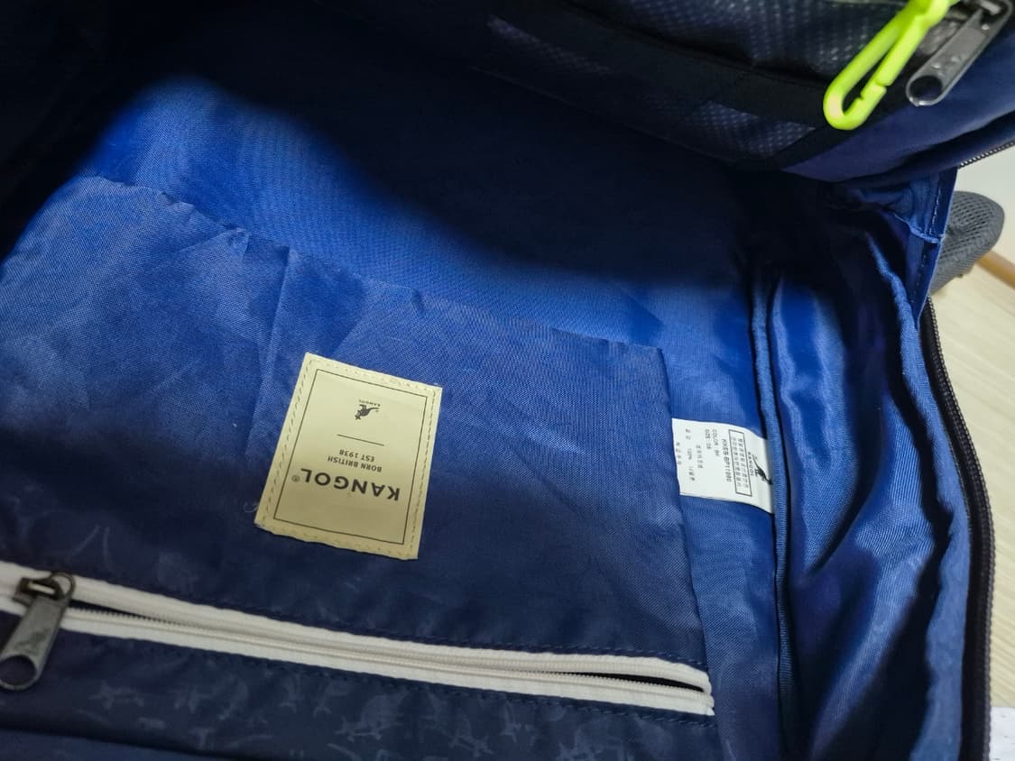 캉골 정품 백팩 가방 판매합니다 상품이미지2