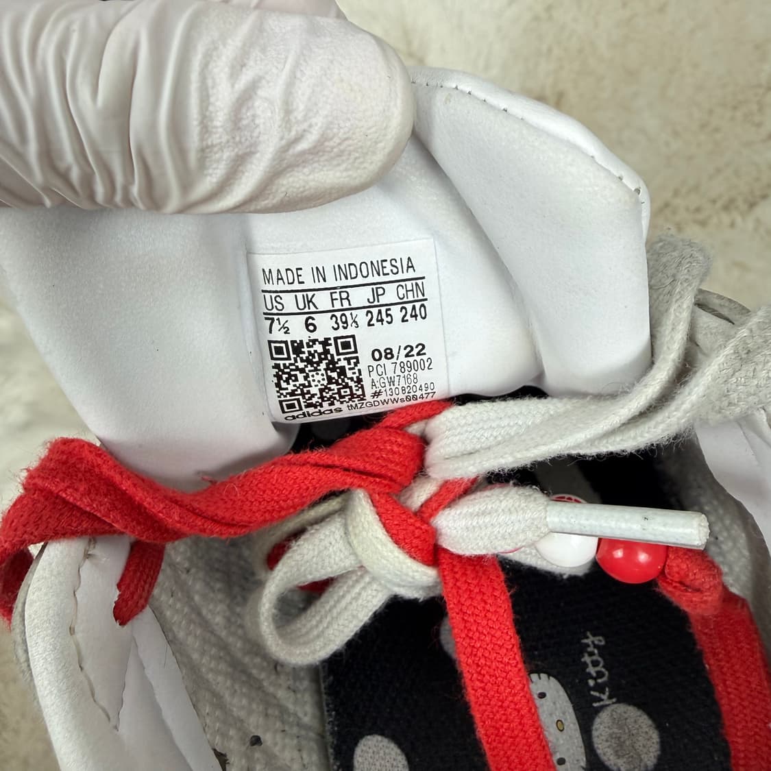 240) 아디다스 X 헬로키티 슈퍼스타 스니커즈 상품이미지7