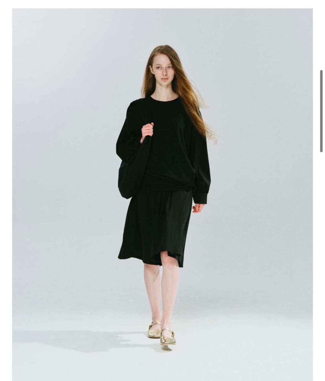 cosmoss CENTRIC DRAPED DRESS (BLACK) 상품이미지2