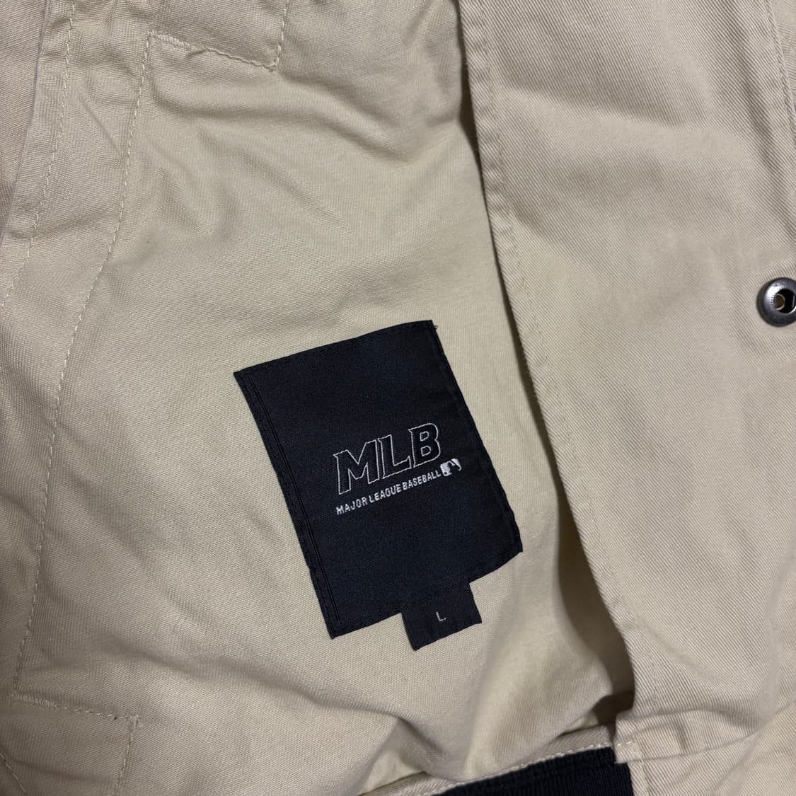 정품 MLB 엠엘비 뉴욕 양키즈 베이지 바시티 자켓 야구 점퍼 상품이미지9