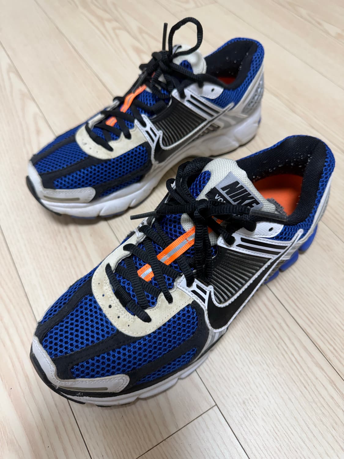 나이키 줌 보메로 5 화이트 레이서 블루 블랙 260 상품이미지1