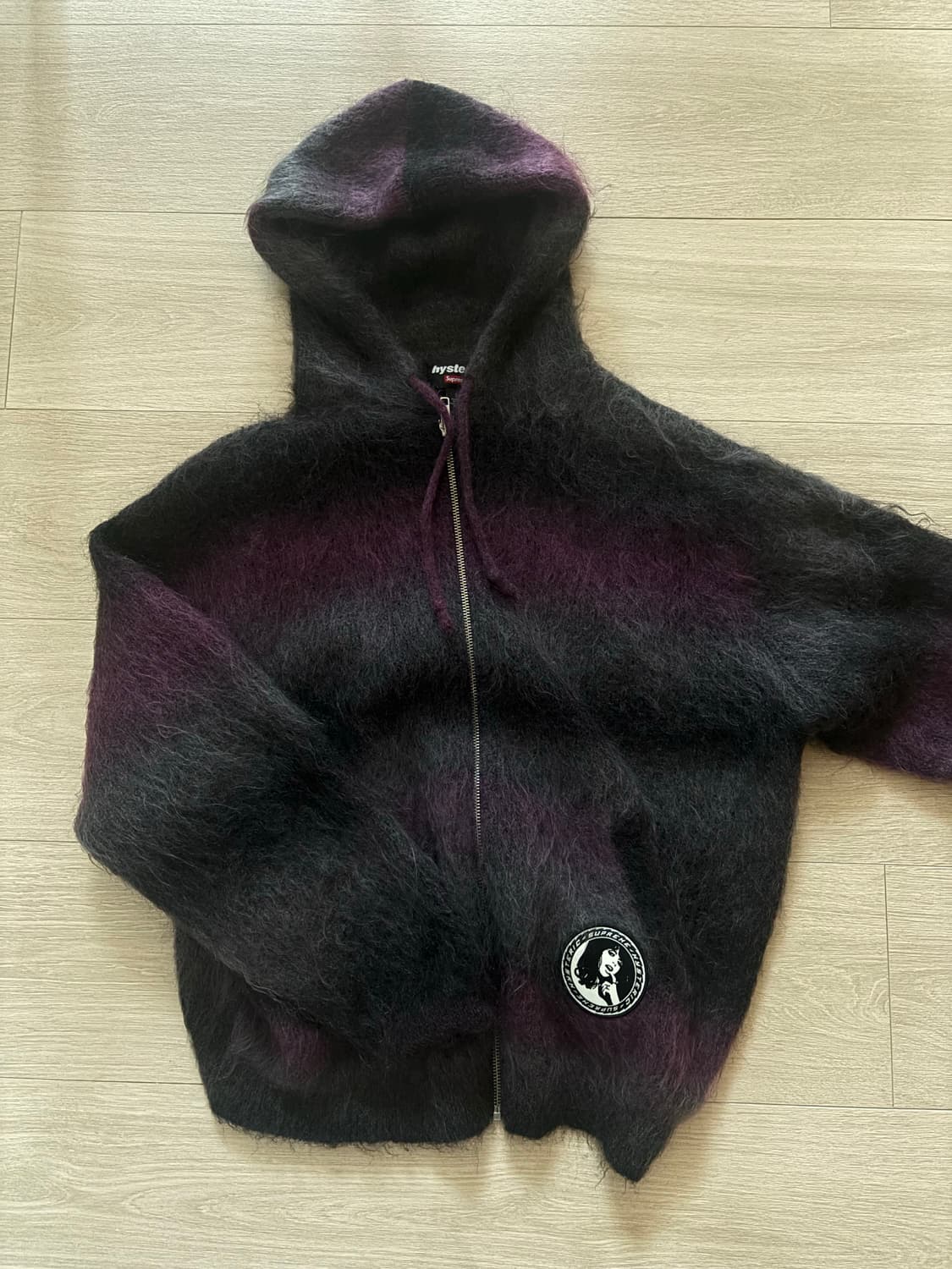 히스테릭 글래머X슈프림 모헤어 후드집업 상품이미지3