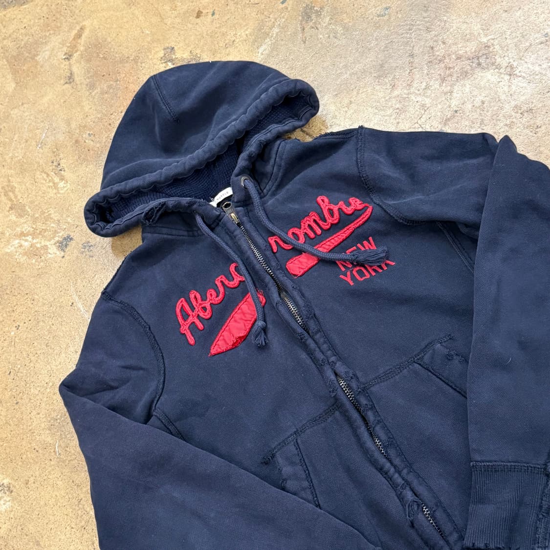 아베크롬비 네이비 검빨 후드집업 상품이미지1