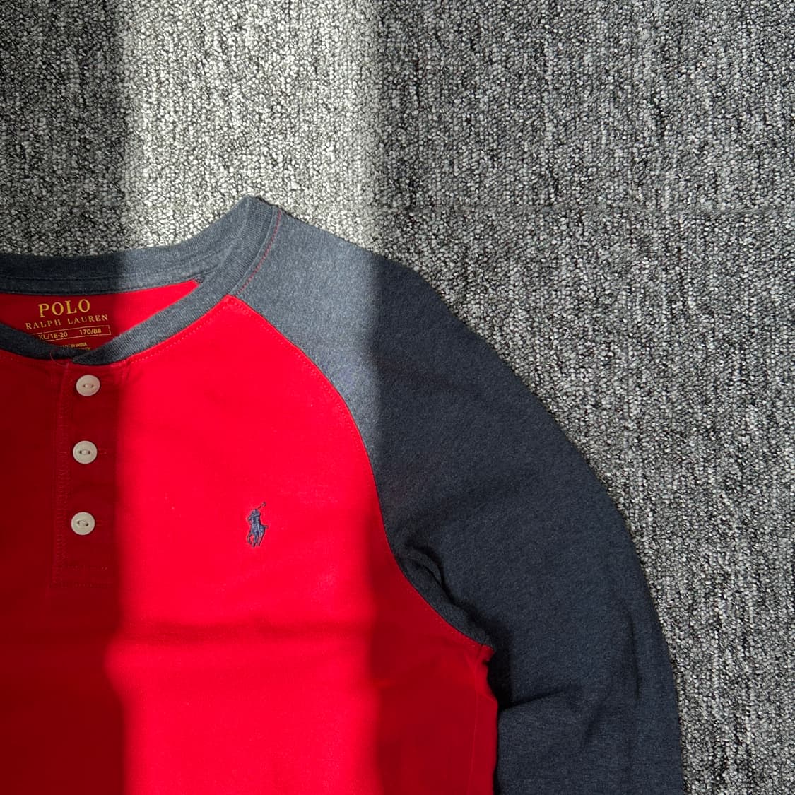 폴로 랄프로렌 레드 배색 헨리넥 상품이미지2