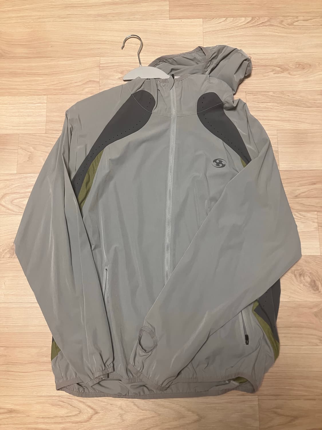 산산기어 바람막이 러닝자켓 22ss 상품이미지3