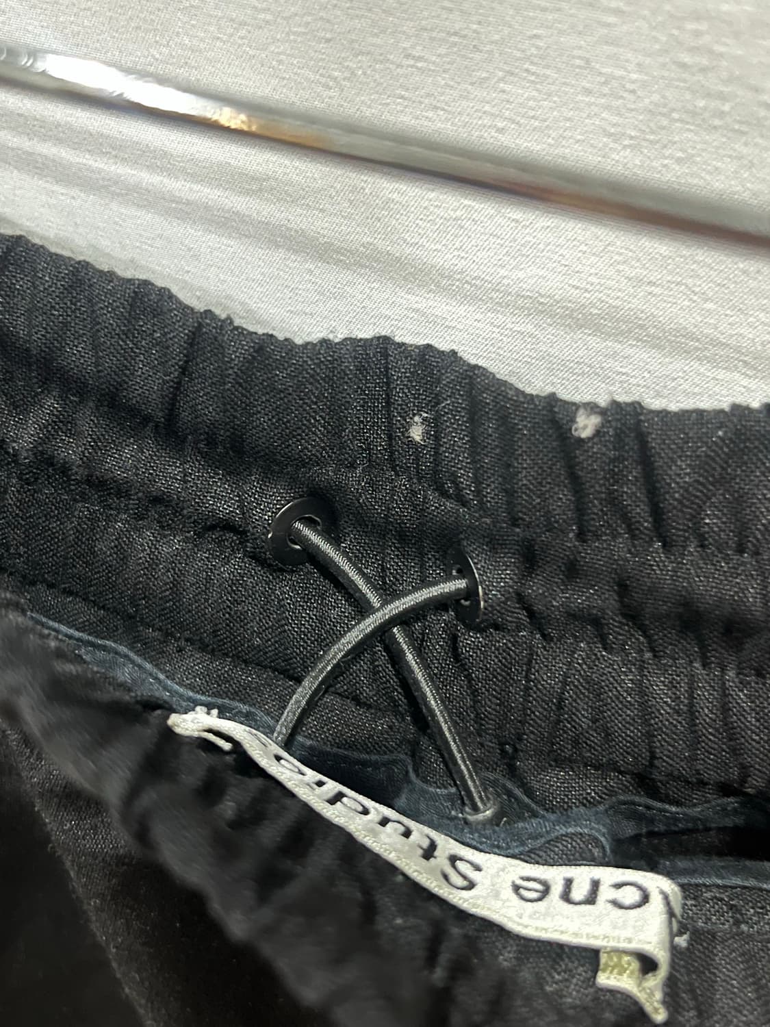 아크네 라이다 버뮤다 팬츠 48 상품이미지7