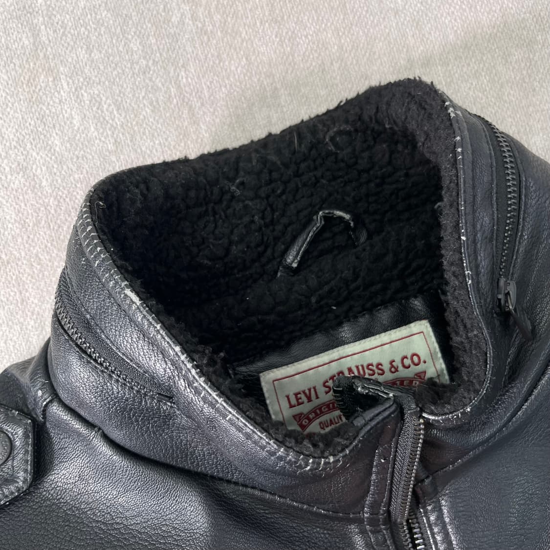 100 리바이스 셰르파 레더 봄버 자켓 상품이미지4