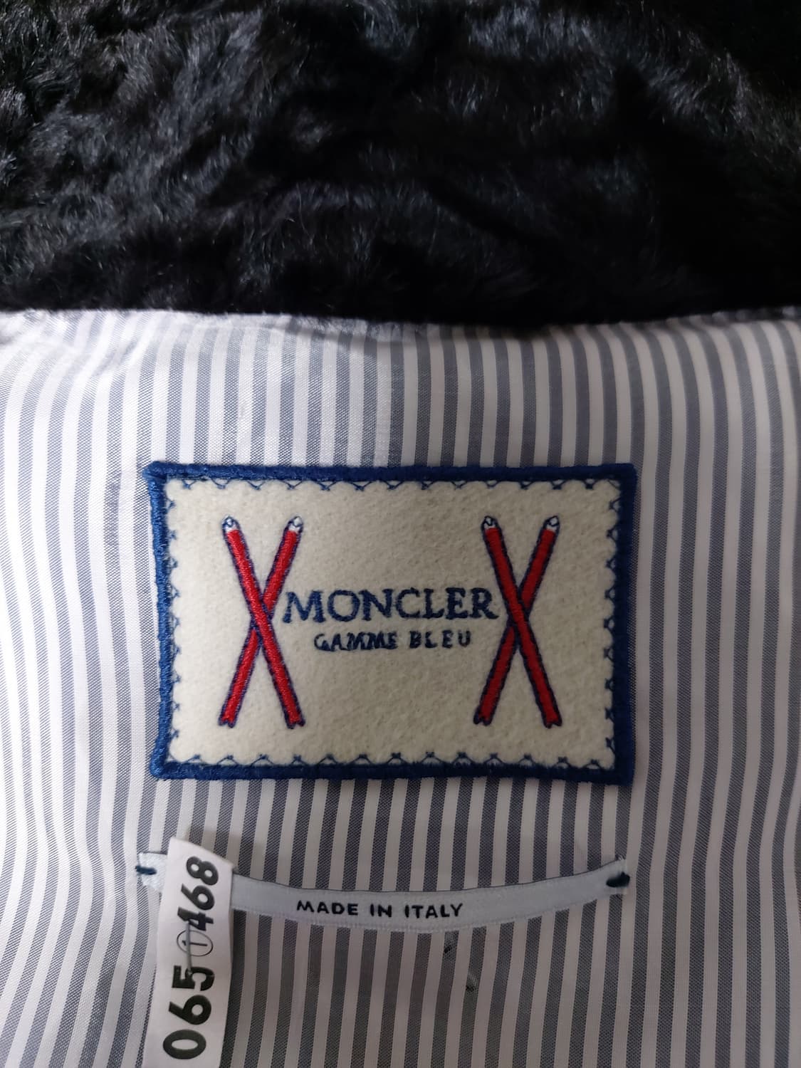 몽클레어 감마블루 금장 남성 퀼팅 구스다운 패딩 자켓 (2사이즈) 상품이미지7