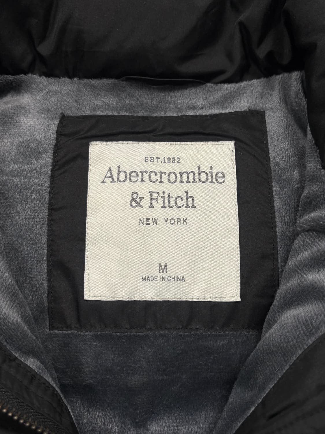 아베크롬비 블랙 패딩 베스트 상품이미지6