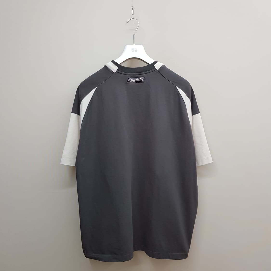 한섬 시스템 2023 오버핏 배색 로고 반팔 티셔츠 105사이즈 상품이미지4