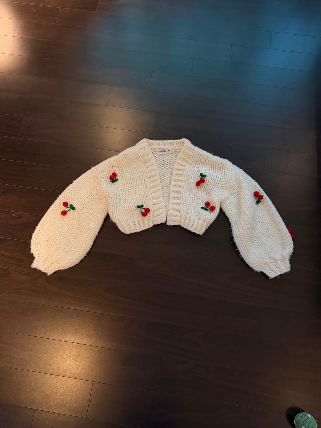 울100 핸드메이드 체리 가디건 상품이미지1
