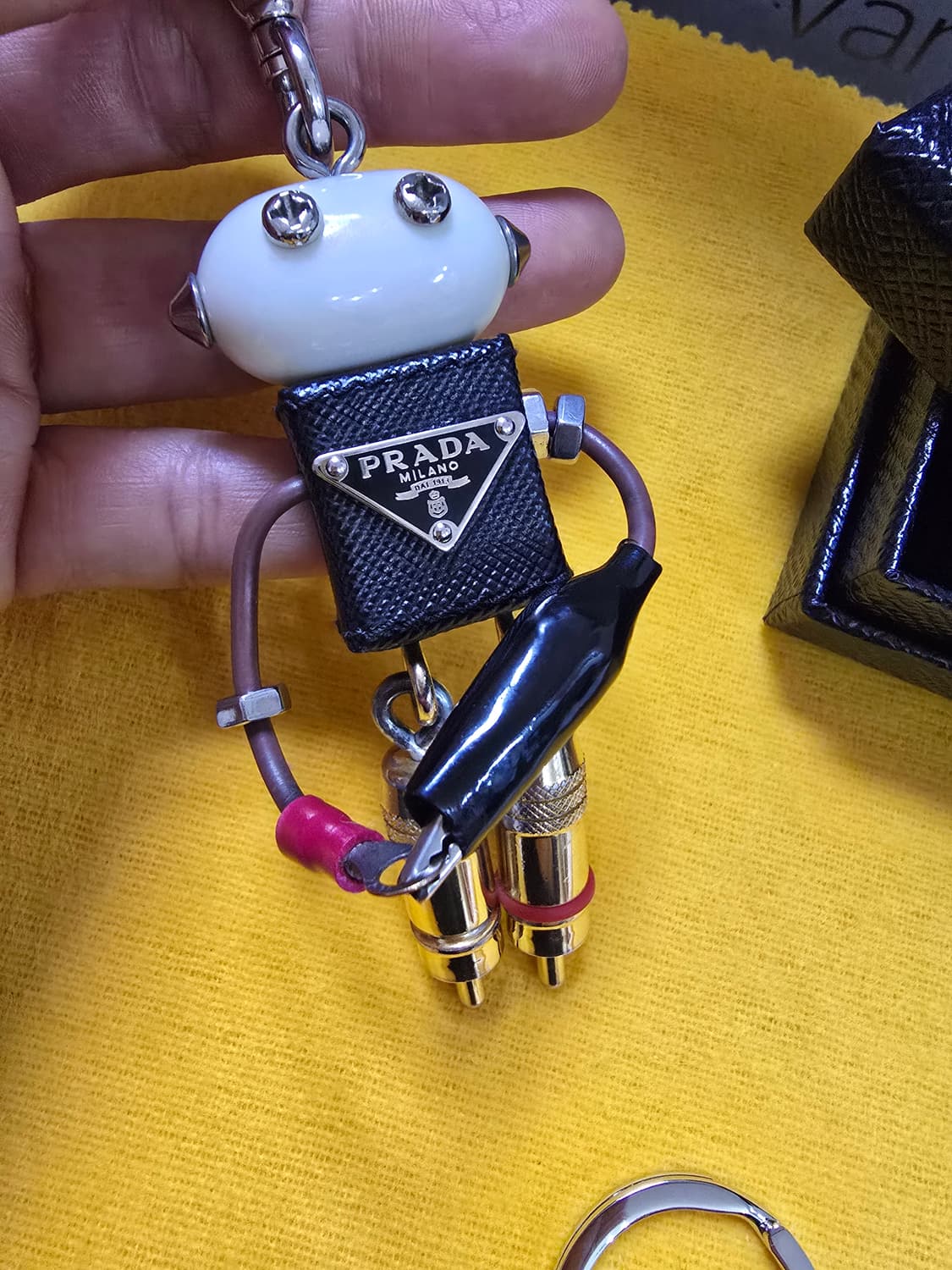 (정품)프라다 에드워드 로봇 키링 상품이미지4