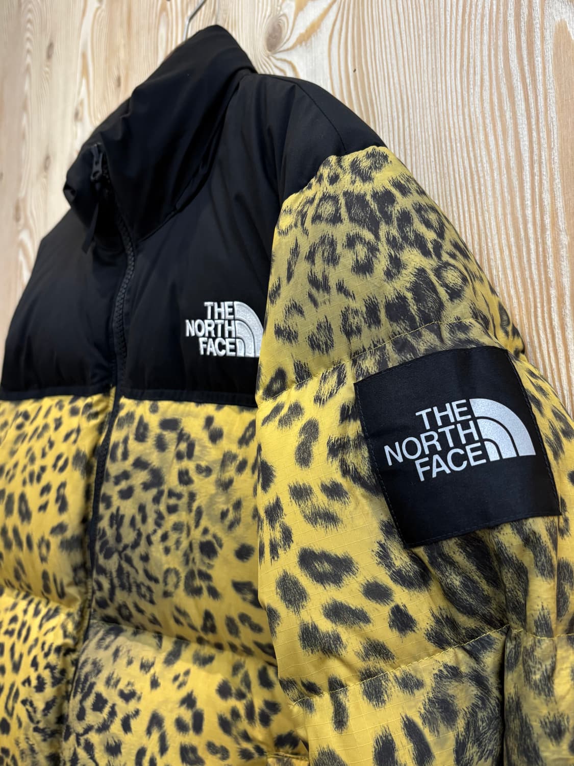 노스페이스 화이트라벨 노벨티 눕시 패딩 레오파드 상품이미지2