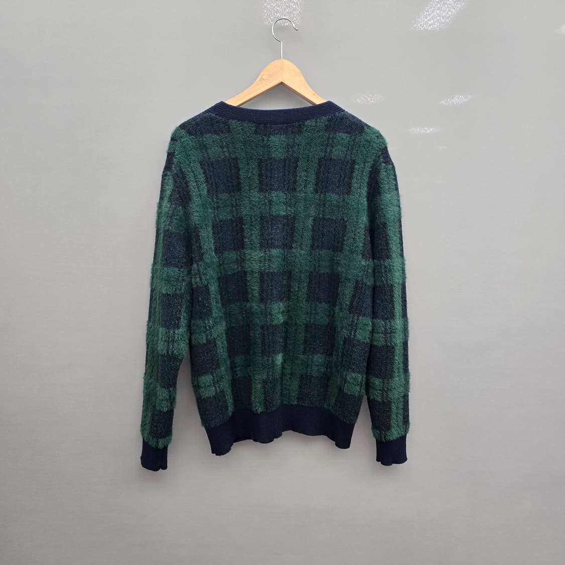 베네통 25FW 그린 체크 가디건 상품이미지5