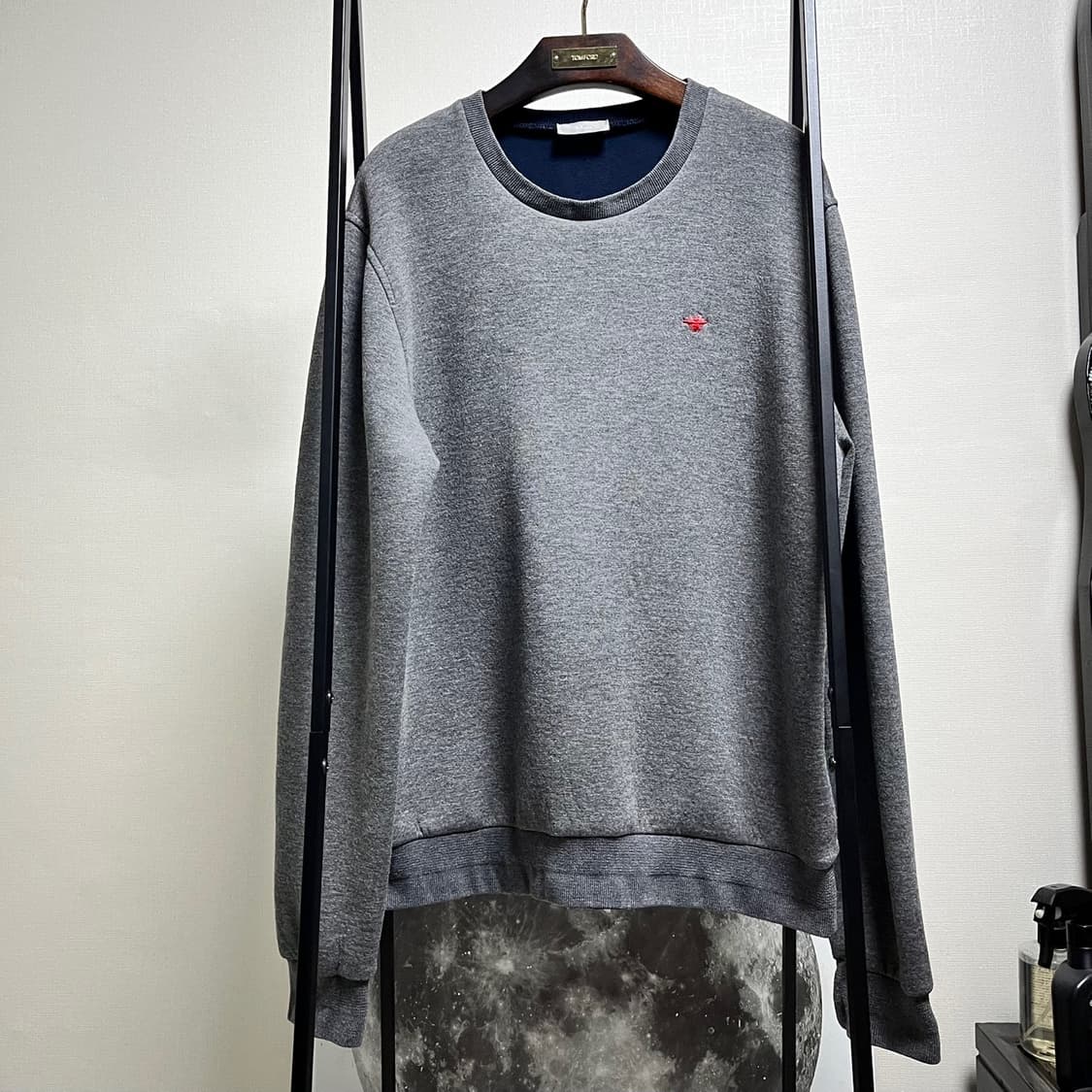 정품 M) 디올 꿀벌 로고 크루넥 맨투맨 95~100 상품이미지1