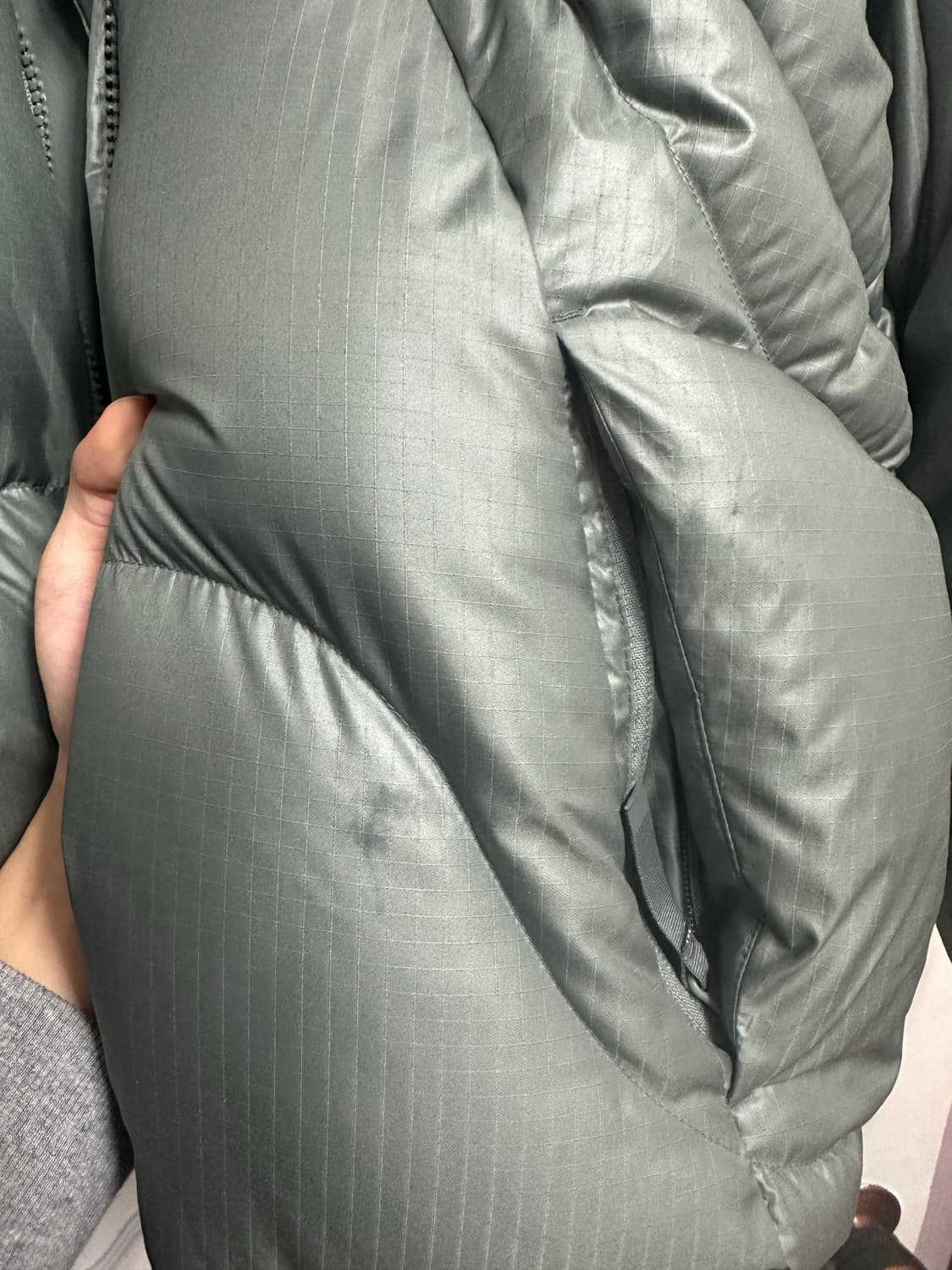 XS 노스페이스 화이트 라벨 웨이브 RDS 다운 자켓 카키 상품이미지8