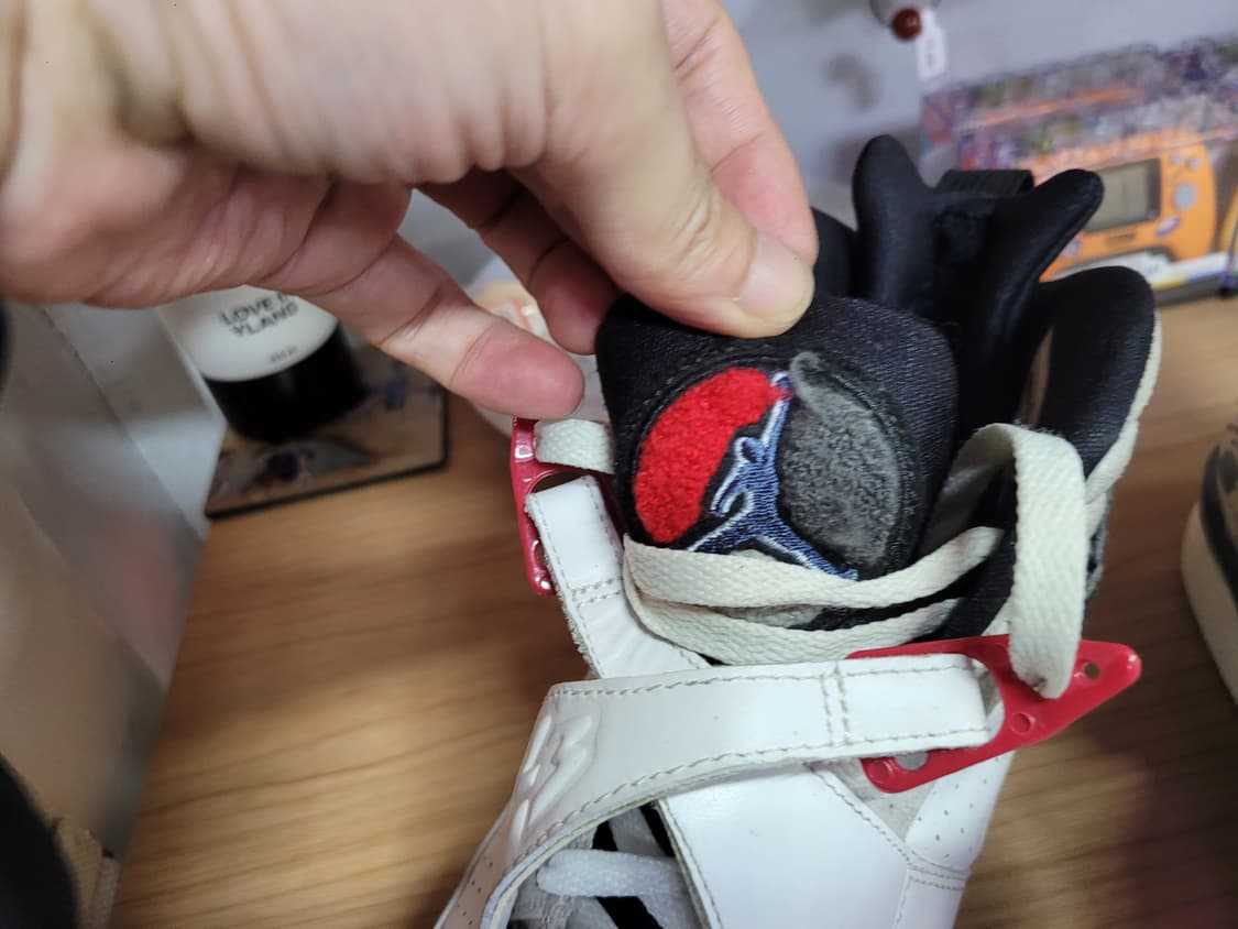 Nike 나이키 에어 조던 8 벅스 바니 레트로 농구화 상품이미지7