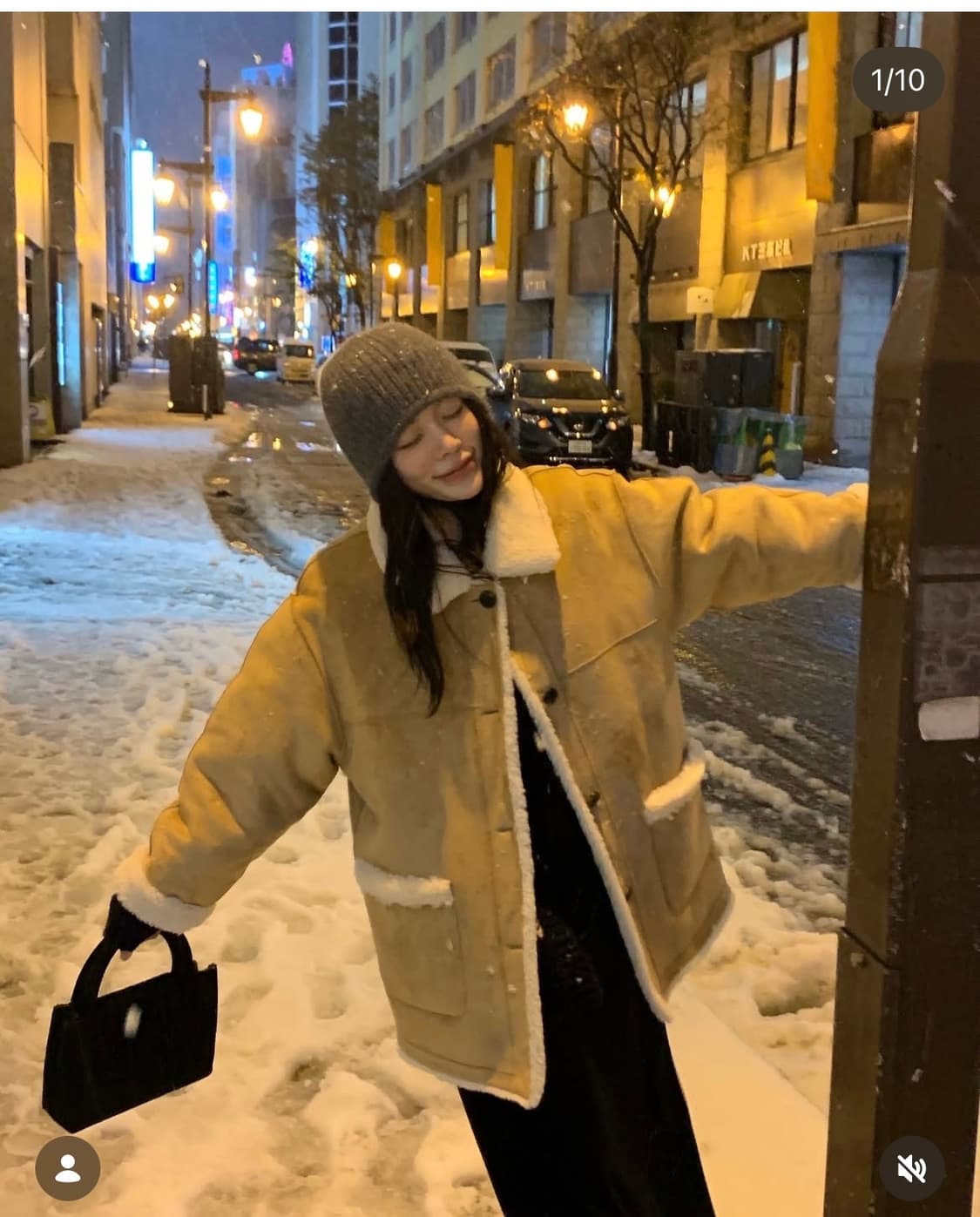 위드아웃썸머 24FW 리버시블 무스탕 상품이미지2