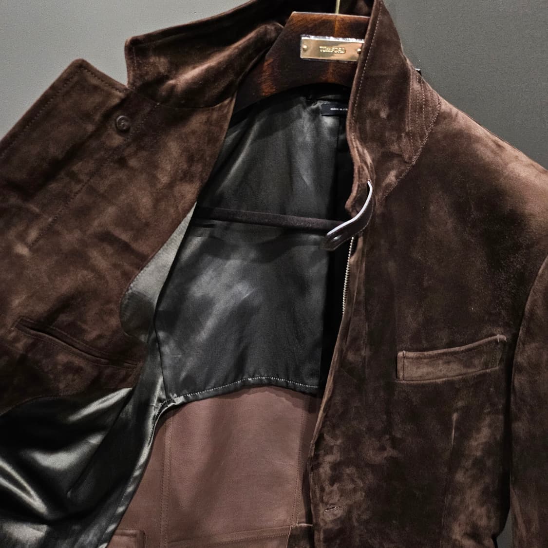 톰포드 레더트리밍 스웨이드 블레이저 자켓 상품이미지9