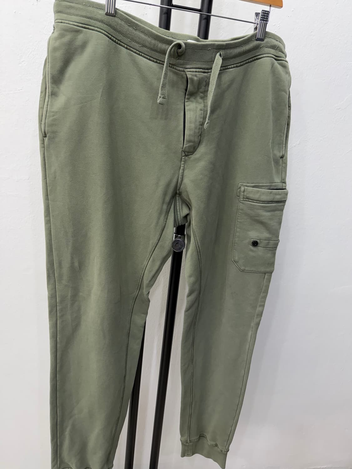 정품) 스톤아일랜드 남성 카고 조거 팬츠 그린 XL 상품이미지2