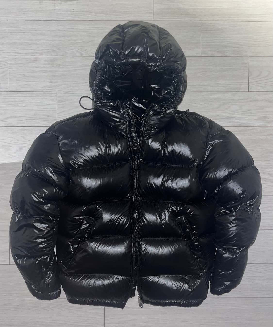 자라 유광패딩 팝니다 (24년도s사이즈!!) 상품이미지1