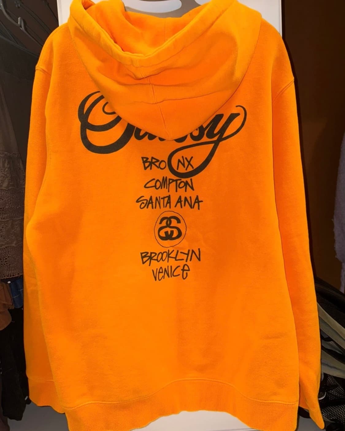 스투시 월드투어 풀 오버 후드티 상품이미지2