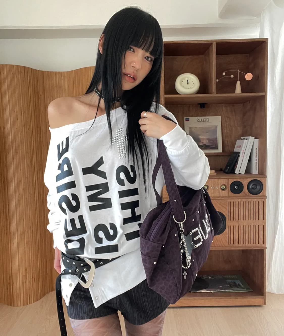 셋업이엑스이 볼드 레터링 루즈 탑 원숄더 상품이미지1