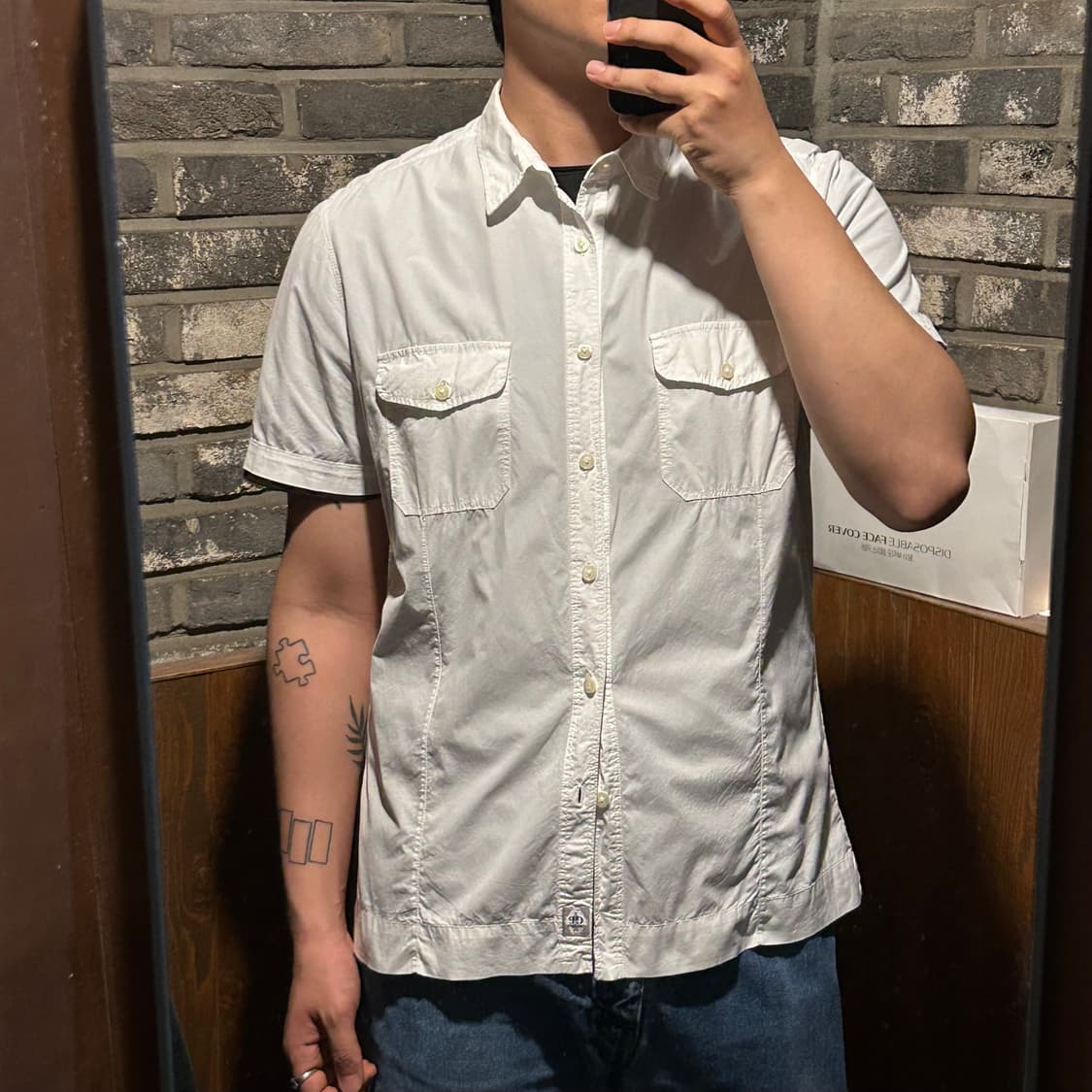 L) C.P. Company 씨피 컴퍼니 화이트 투포켓 반팔 셔츠 상품이미지10