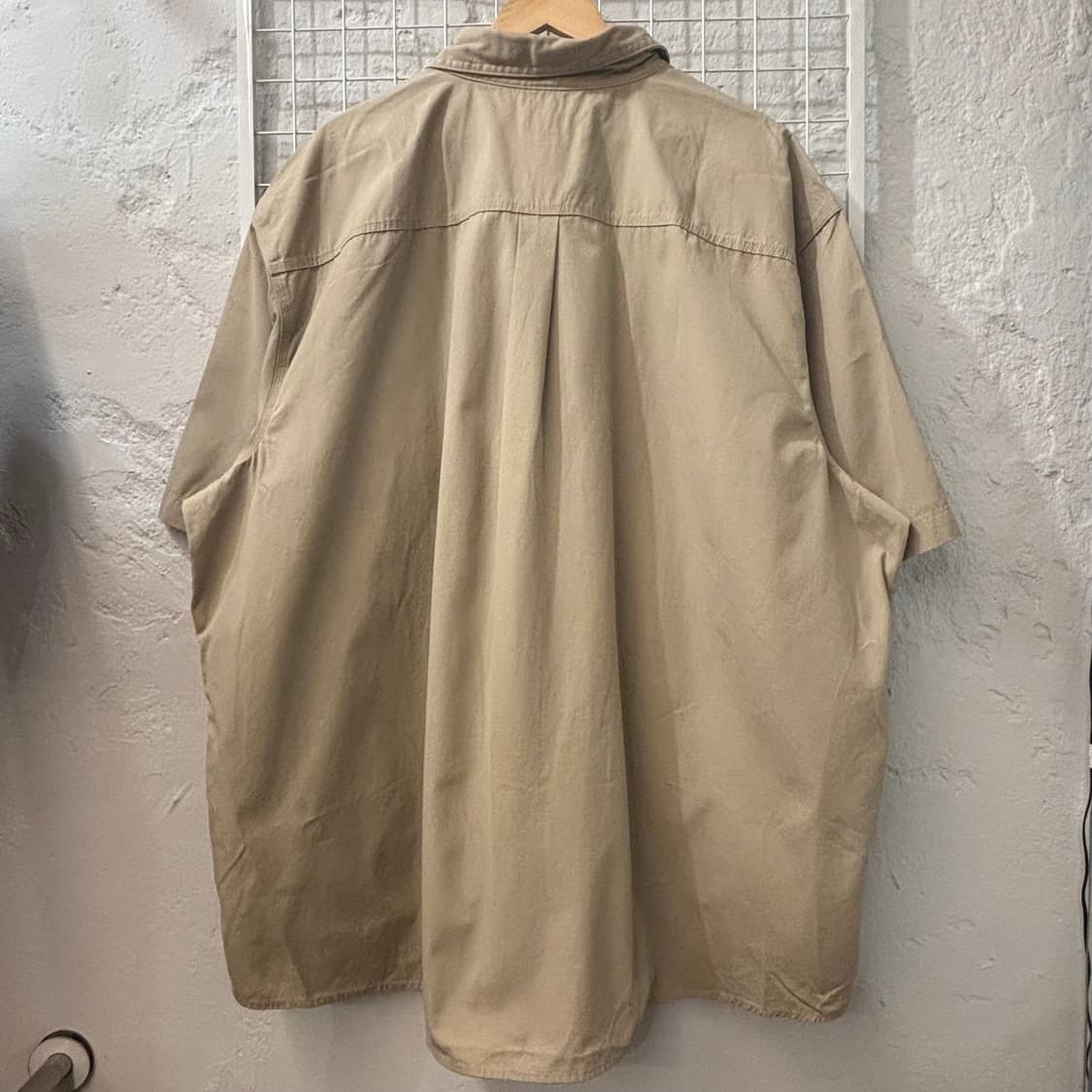 칼하트 베이지 오버핏 워크셔츠 4XL 상품이미지2