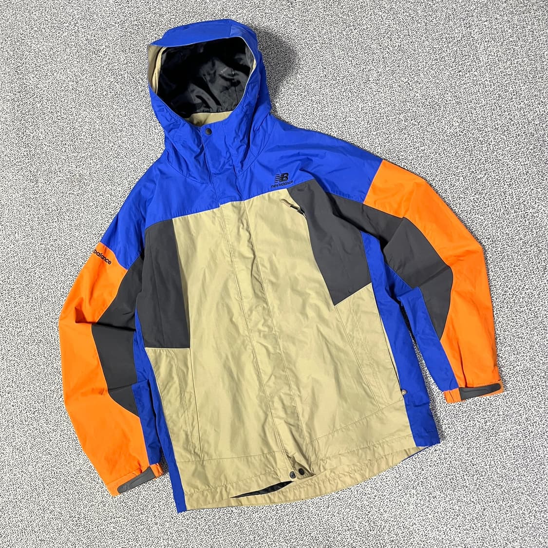 뉴발란스 바람막이 자켓 상품이미지1