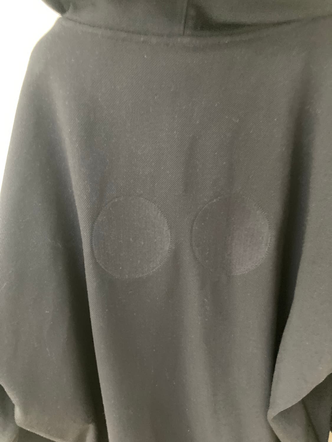 송지오옴므 자수 블랙후드티 46사이즈 상품이미지3