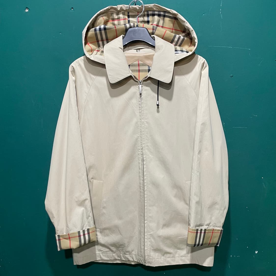 버버리 노바체크 후드 바람막이  상품이미지1