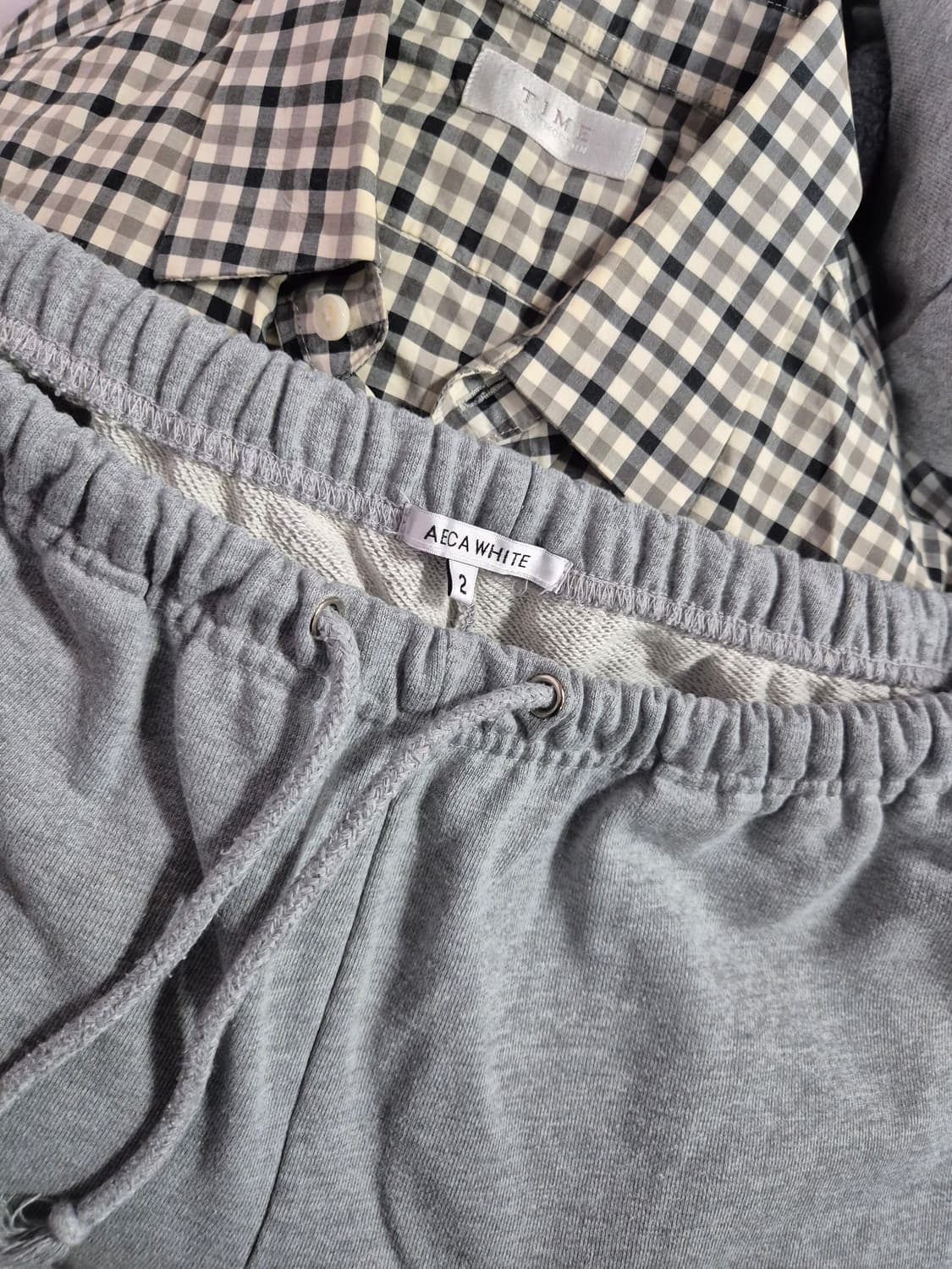 AECA WHITE 회색 트레이닝 조거팬츠 상품이미지1