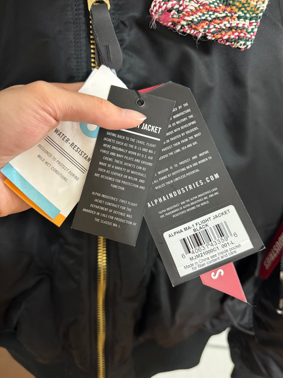 (새상품) 알파인더스트리 썬번 리버시블 MA-1 L 상품이미지4