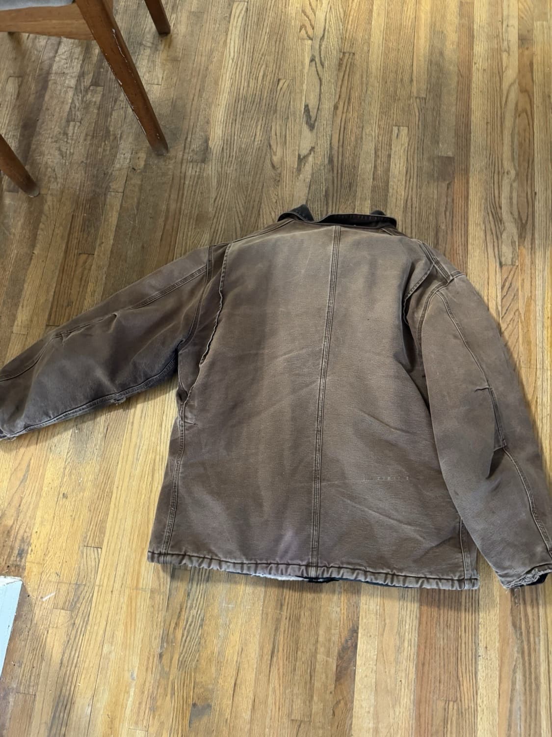 칼하트 C26 디트로이트 자켓 다크브라운 상품이미지4