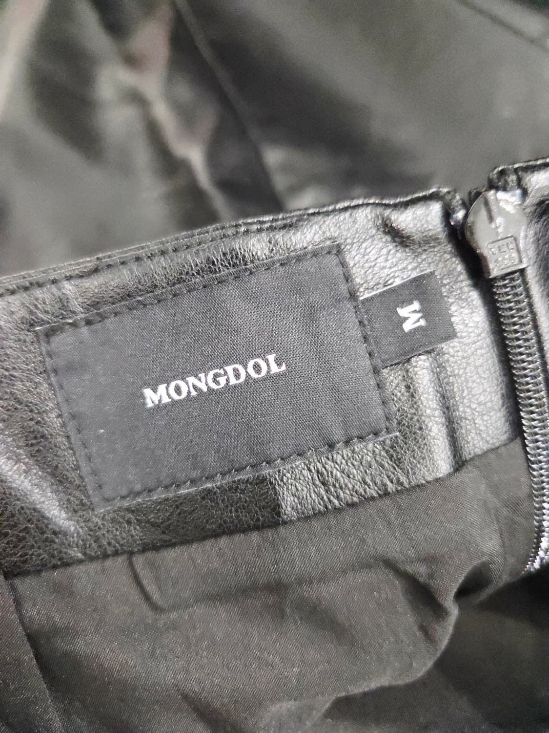 MONGDOL 몽돌 비건 레더 미니 스커트 상품이미지4