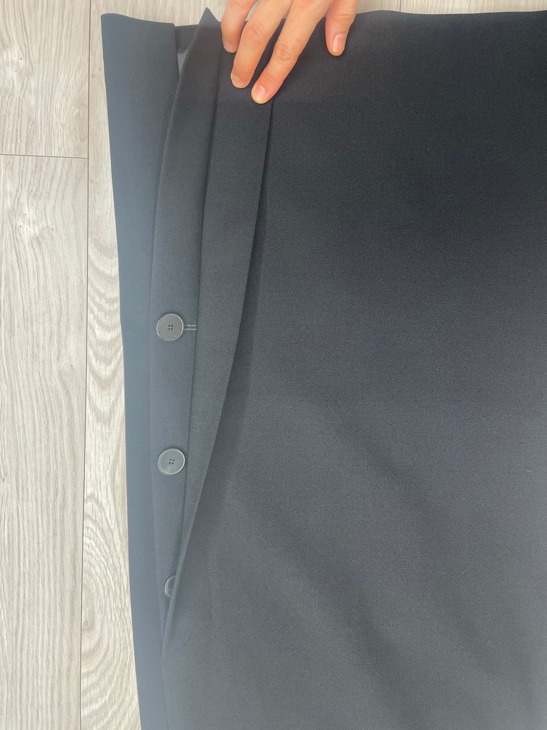 오르 orr 슬릿 미디 스커트 블랙 색상, XS 상품이미지4