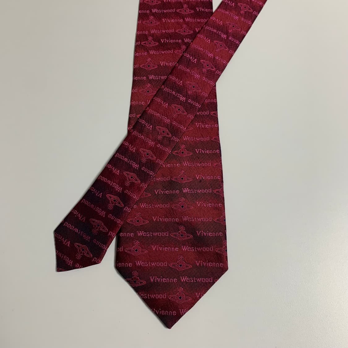 비비안웨스트우드 로고플레이 명품넥타이 100실크 모노그램 정장코디 상품이미지3